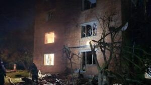 Атака на Харків: після ударів БпЛА пошкоджені багатоповерхівки та гаражі, є постраждалі Атака на Харків 1 червня 2026