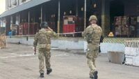 Взрыв в Киеве на почтовом терминале в Оболонском районе: что известно
