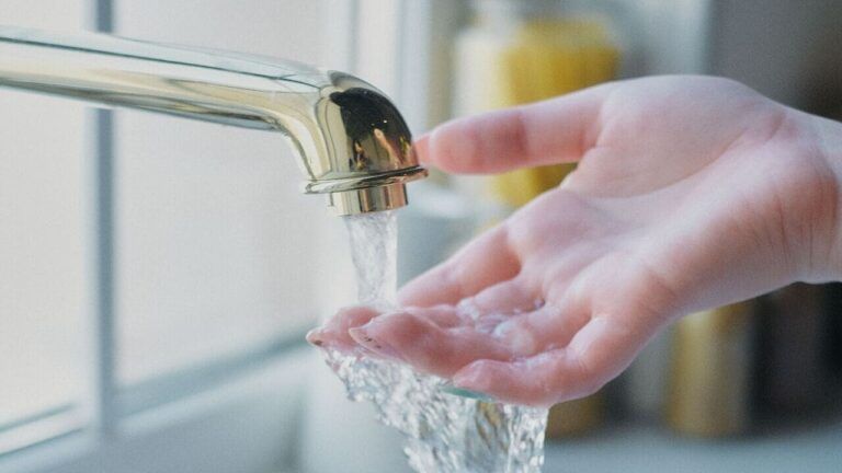 гарача вода у Львові