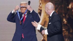 Дональд Трамп і Інфантіно