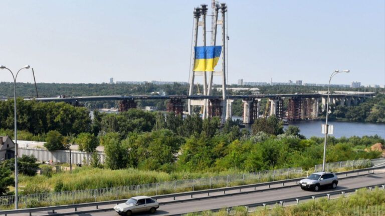 Мосты в Запорожье: может ли РФ нанести критические повреждения