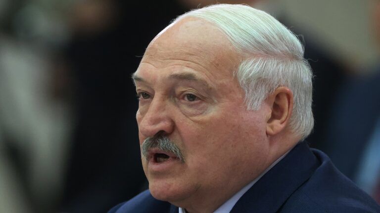 Лукашенко