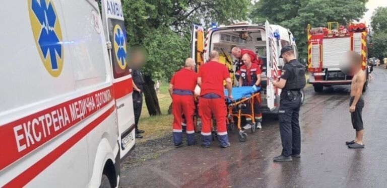 Удар блискавки на Волині