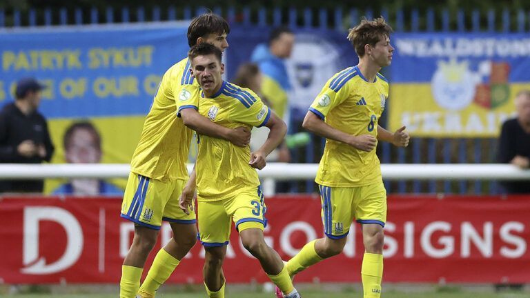 збірна України U-19