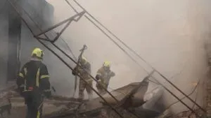 Нічні вибухи у Києві: є пошкодження в кількох районах, 12 постраждалих Вибухи у Києві що сталося сьогодні 11 липня 2026