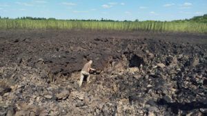 Фото воронки от ракеты KN-23: новые детали удара РФ в Днепропетровской области