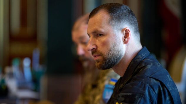 Євгенія Хмару призначено міністром оборони: він озвучив три пріоритети на посаді Євгеній Хмара призначений на посаду міністра оборони