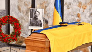 У Роттердамі ексгумували прах полковника Коновальця: поховають в Україні У Роттердамі ексгумували полковника Євгена Коновальця