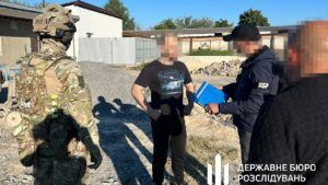 ДБР розпочало операцію Справедливість для бійців: 72 обшуки