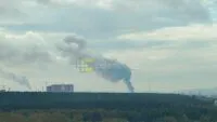 Дроны атаковали Пермский край РФ: над НПЗ Лукойла виден дым
