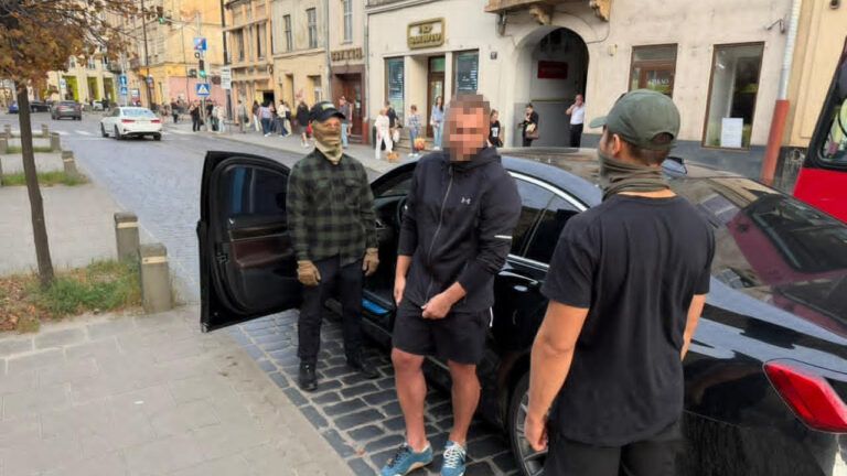 Операція Карфаген: НАБУ і САП викрили схему з хабарями від кол-центрів в ОГП