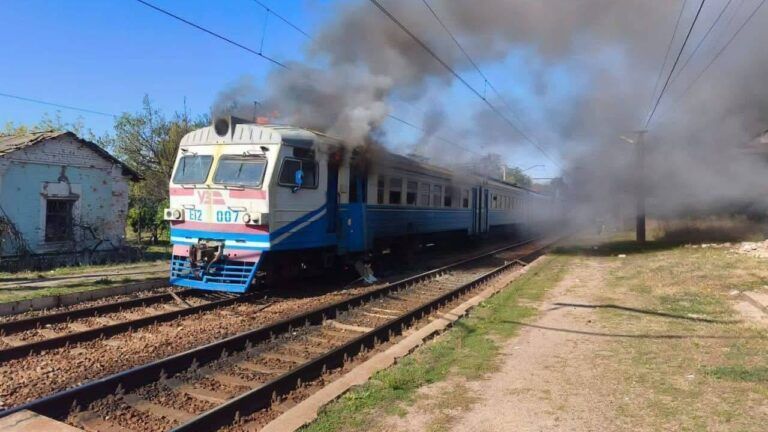 Атака на електропоїзд у Нововодолазькій громаді 18 вересня