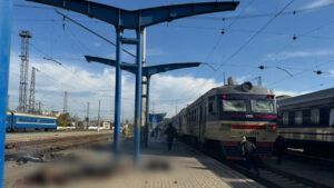 Атака на электричку на вокзале в Днепре 29 октября 2026 года: есть погибшие