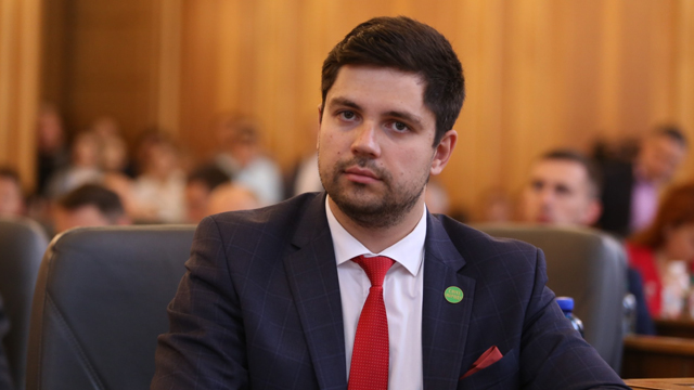 Російська вакцина від коронавірусу: нардеп від Слуги народу розглядає можливість закупки