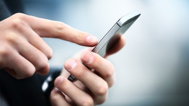 Вакцинация от коронавируса: в Британии пользователям приложений для знакомств пообещали бонусы