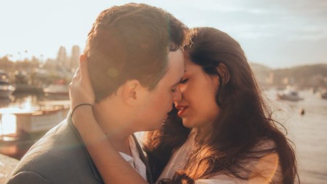 Які поцілунки збуджують найбільше – сексолог