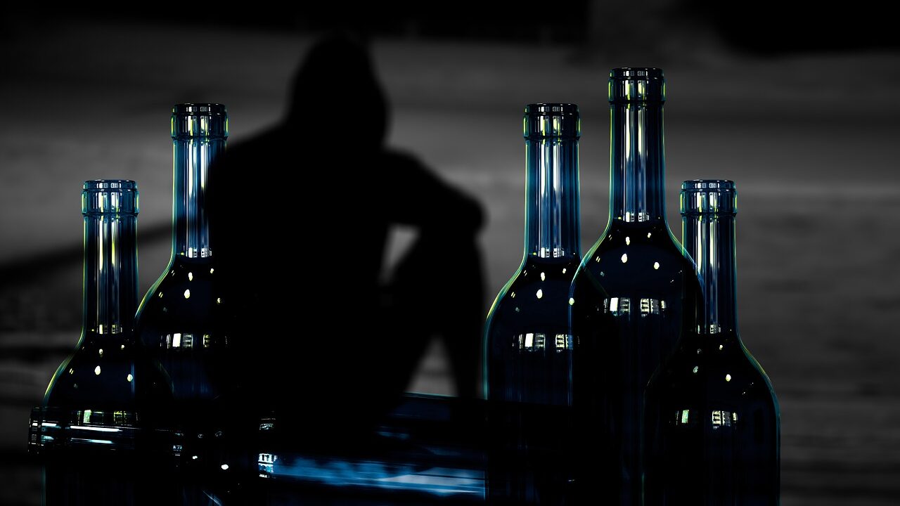 алкоголь, пляшки