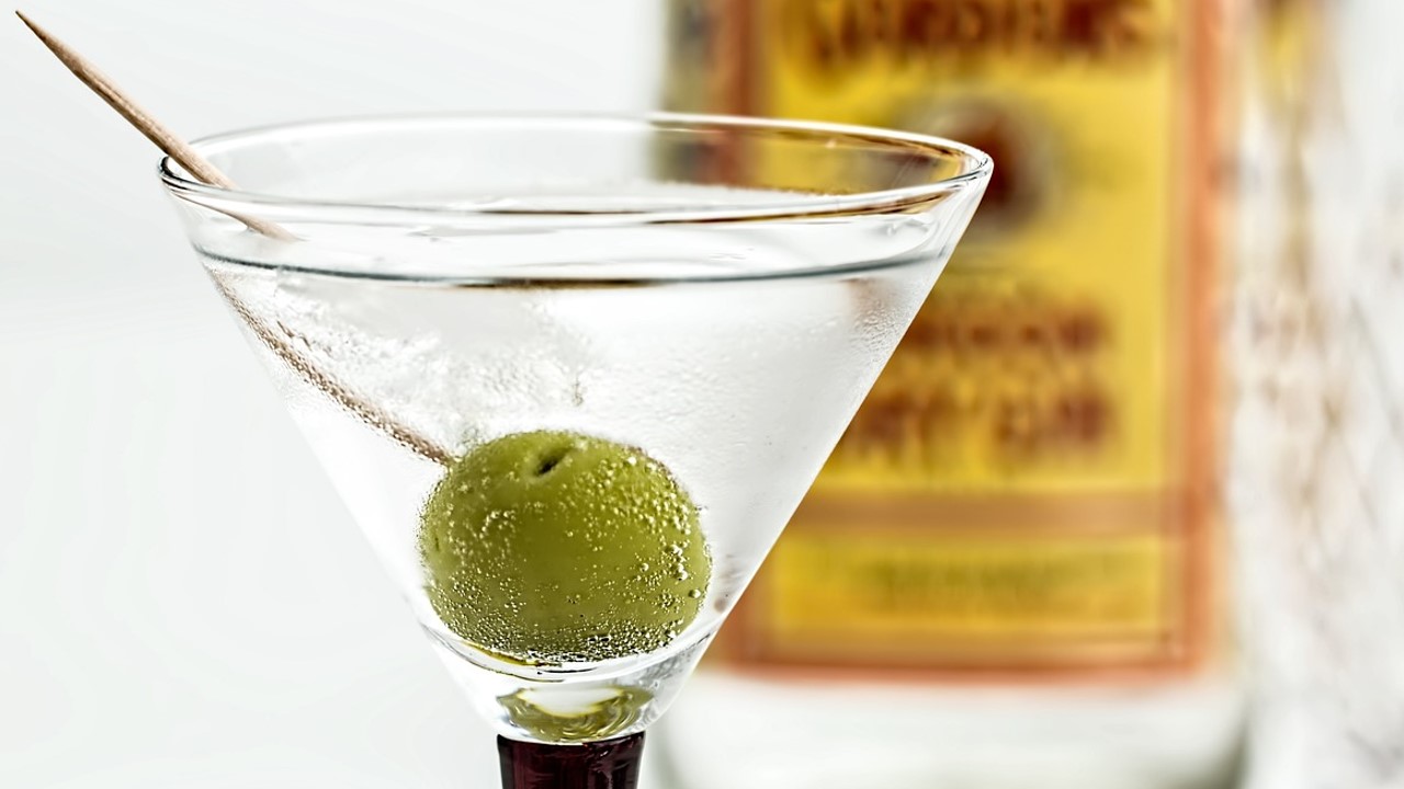 Із чим пити джин: варіанти, з чим розбавляти