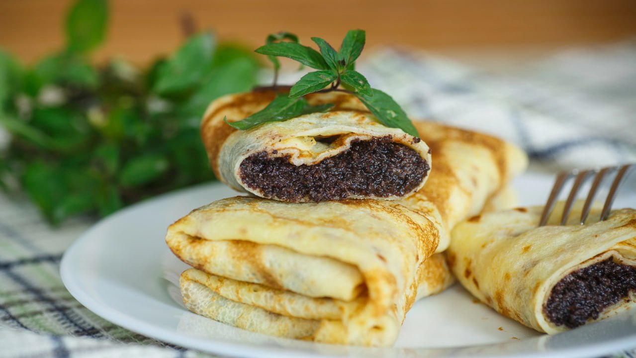 млинці з маком, млинці з маковою начинкою,