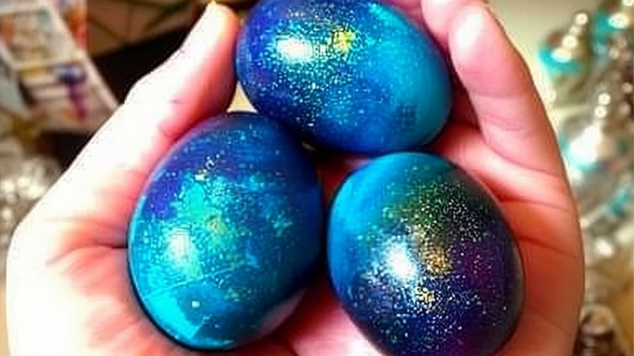 Космічні яйця на Великдень