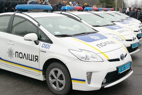 Кто имеет право ездить с “мигалками” в Украине (СПИСОК)