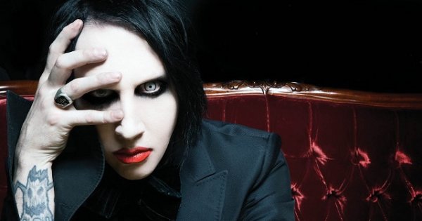 Мериліна Менсона звинуватили в сексуальних домаганнях