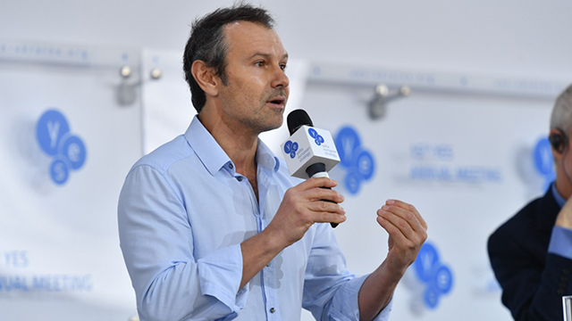 Вакарчуку — 45! Интересные факты и лучшие песни Океана Эльзы (ТЕСТ)