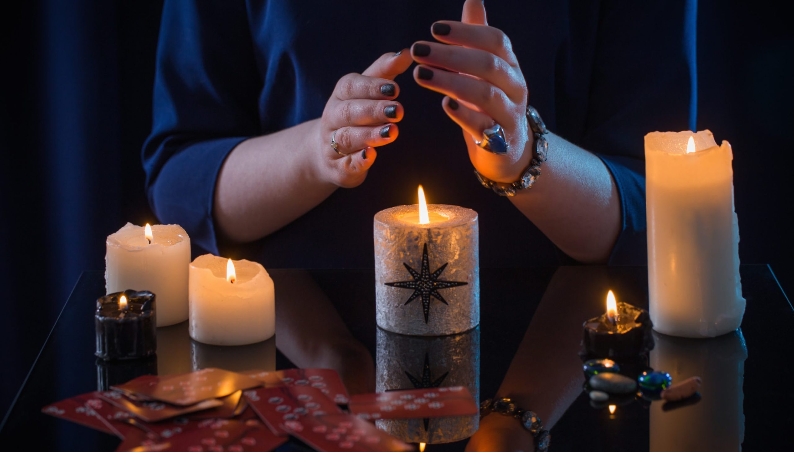 Гадания на Крещение 2023 — 6 способов гадания в крещенский вечер