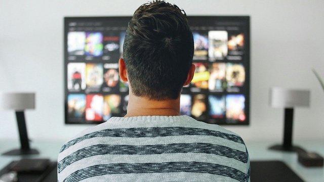 Лучшие сериалы от Netflix 2022 (Нетфликс): что посмотреть