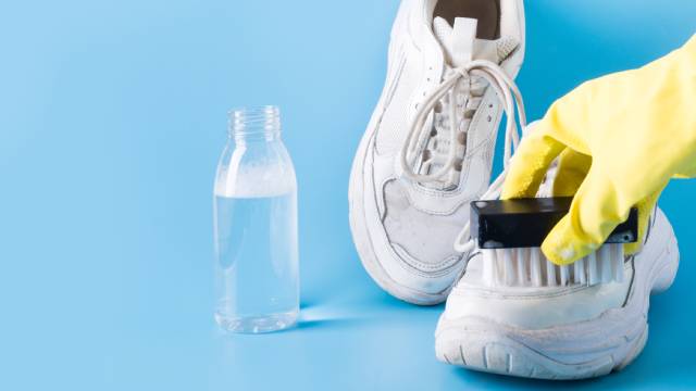 Як прати кросівки в машинці Чи можна прати кросівки в машинці та як робити це правильно