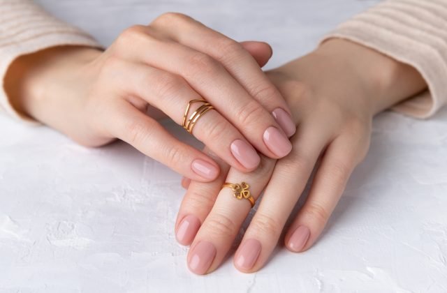 Осінній манікюр 2021 – свіжі тренди Манікюр 2021 на осінь – тренди