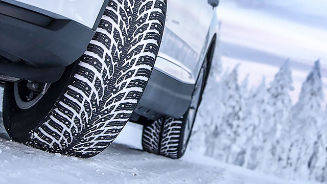 Підготовка авто до зими: як обрати шини та ціна