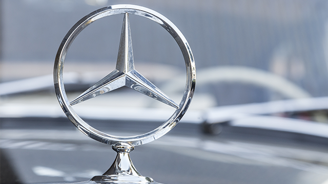 Mercedes-Benz вилучає 1,4 тыс. моделей S-класса