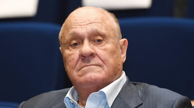 Володимир Меньшов помер