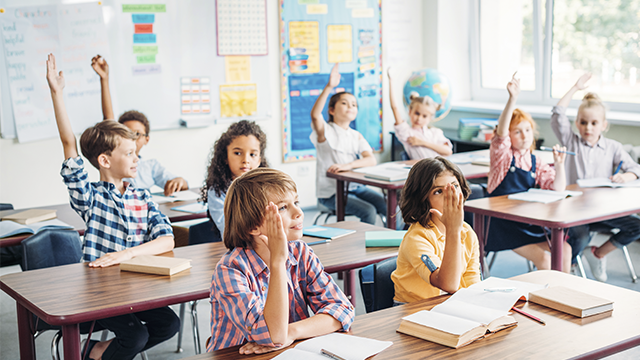 Як економно зібрати дитину в школу Як економно зібрати дитину в школу