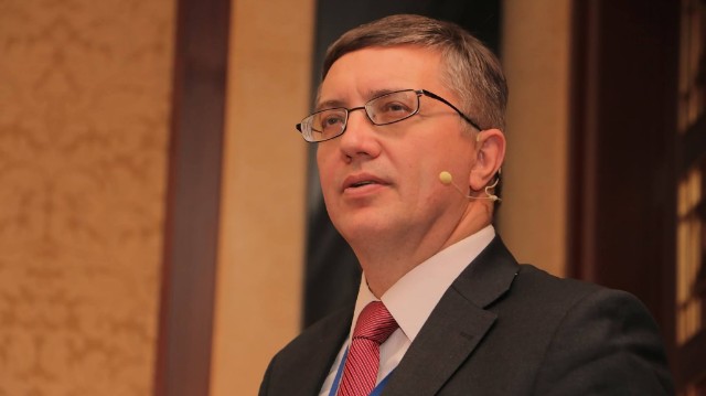 Тарас Петрів_викладач КНУ ім. Шевченка