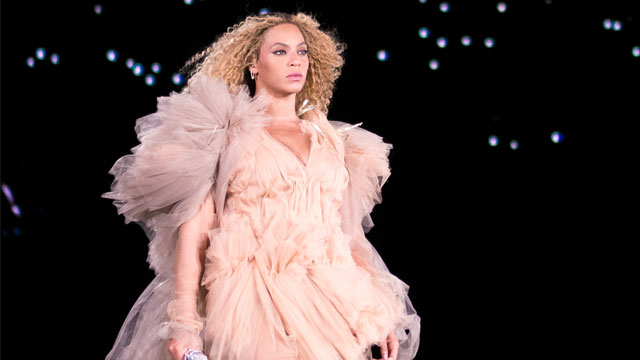 Дочь Бейонсе и Jay-Z появилась на публике: девочка поразила схожестью с матерью