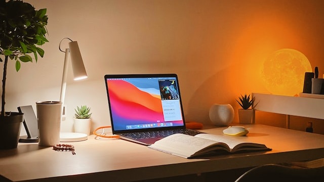 MacBook