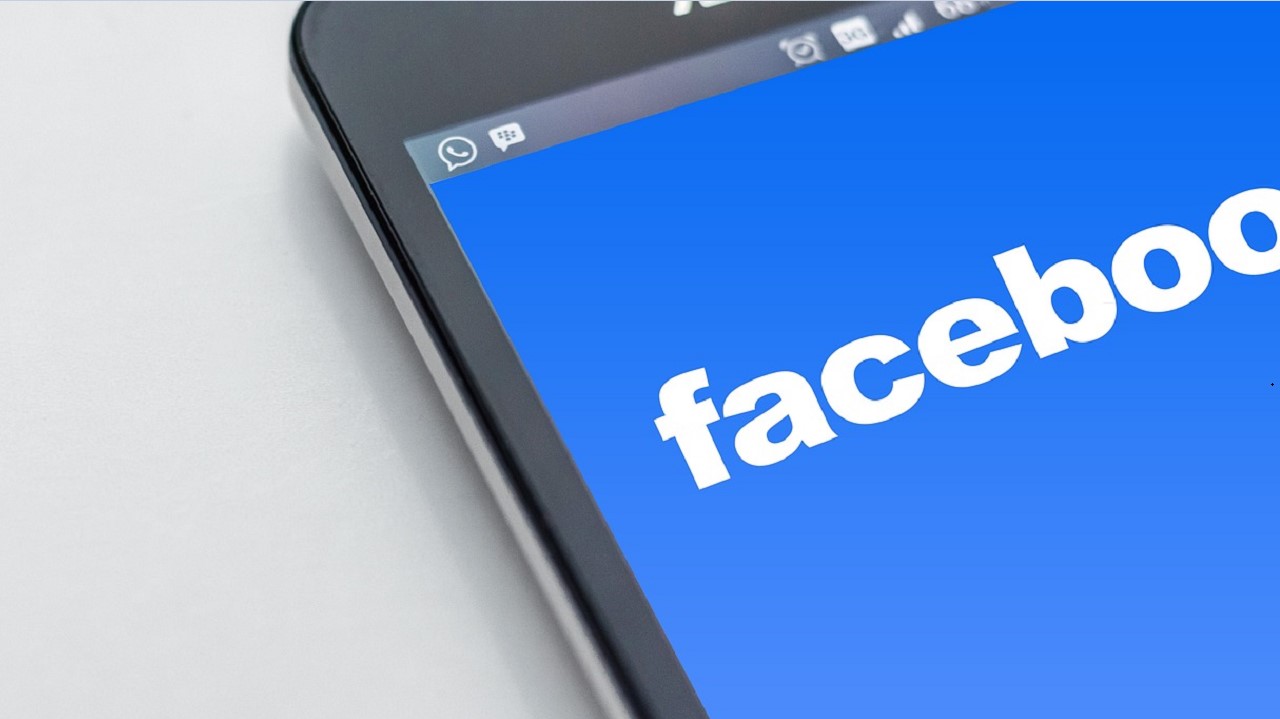 В Facebook массово распространился фишинг: Играют на чувствах в условиях войны
