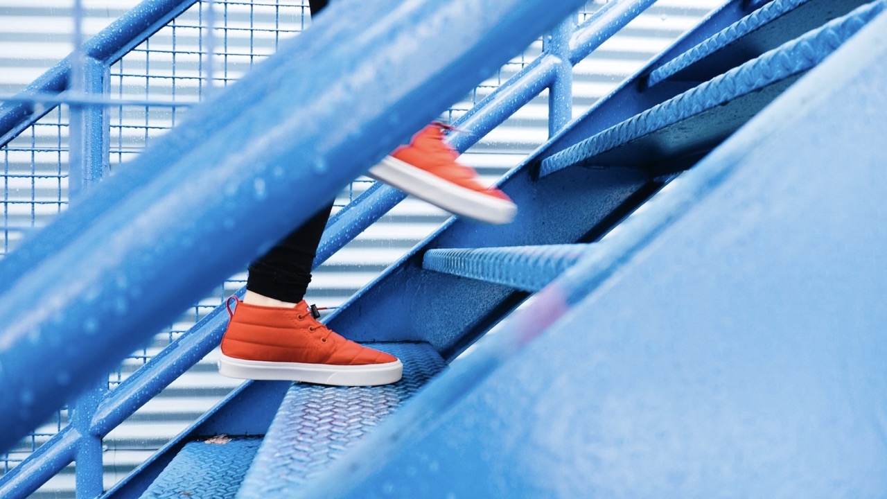 Как правильно измерить размер ноги: инструкция