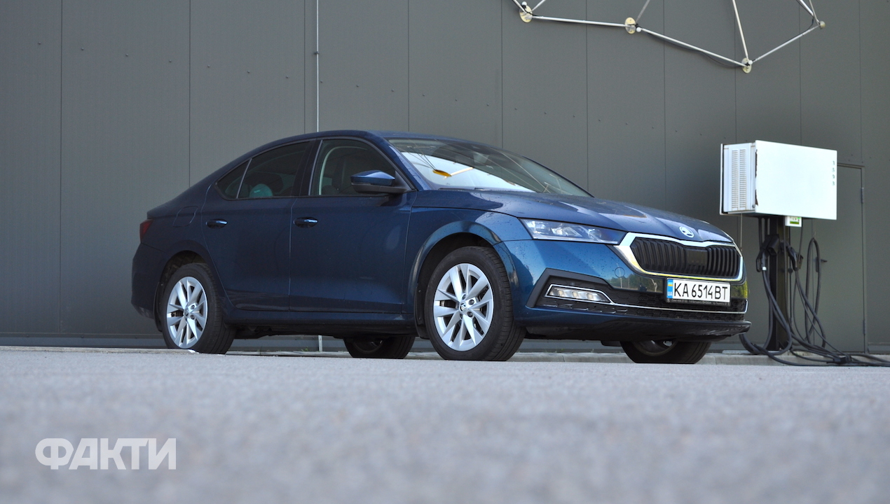 Skoda Octavia A8 — тест-драйв лифтбека (фото)