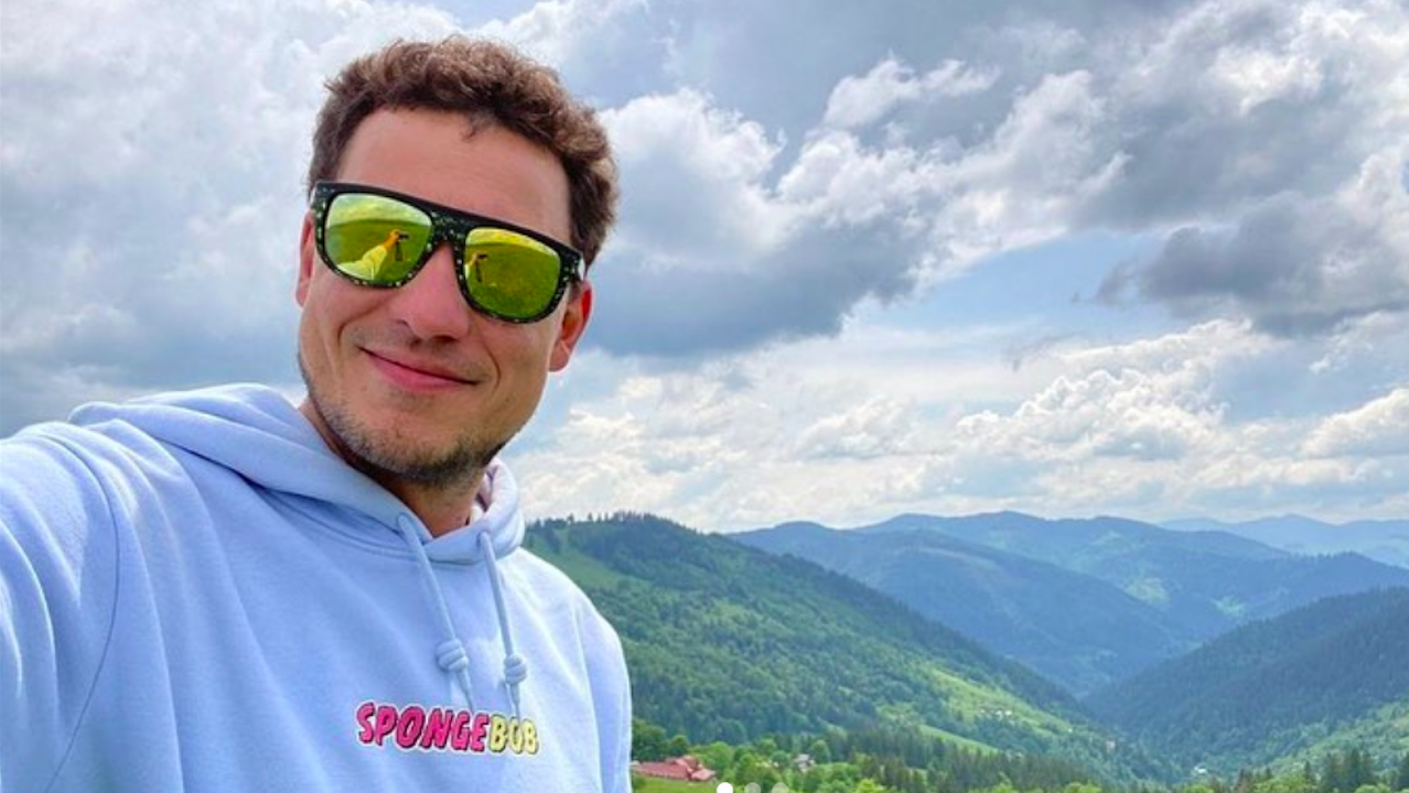 Євген Синельников розповів скільки коштів заробляє на місяць