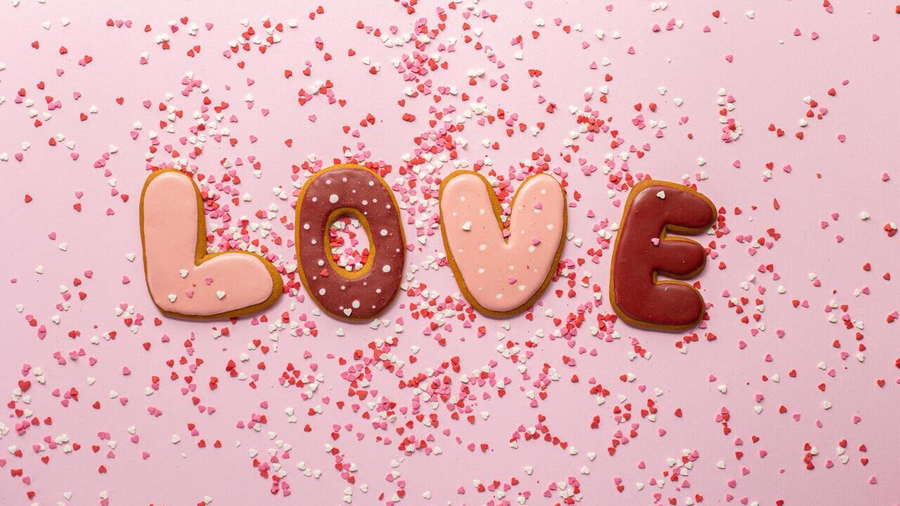 що подарувати хлопцю на День закоханих