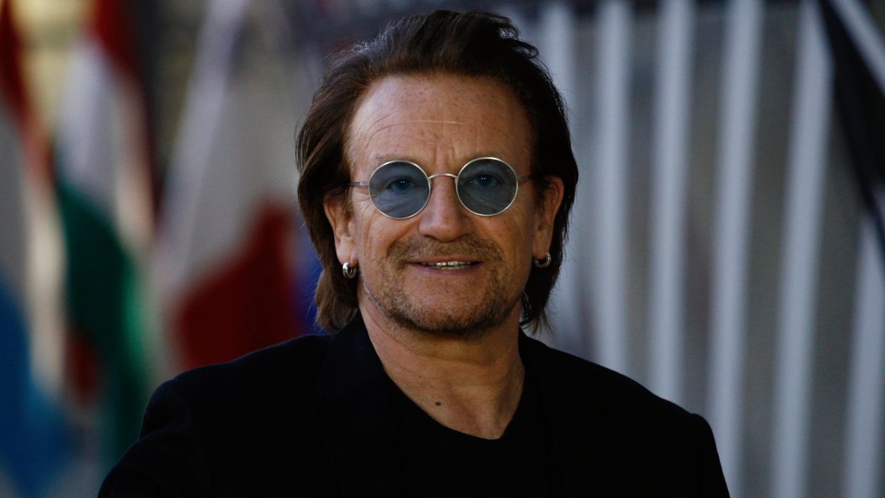 Боно та гурт U2 звернулися до українців